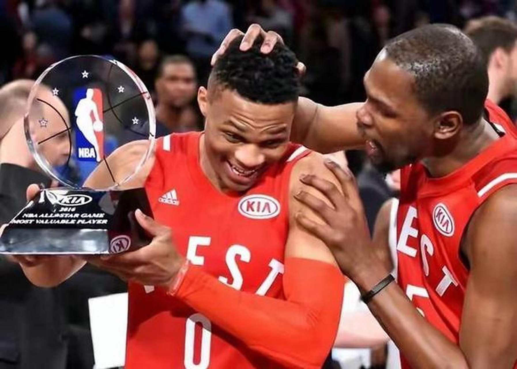 包含雄鹿碾压黄蜂,威斯布鲁克制霸全场的词条 包含雄鹿碾压黄蜂,威斯布鲁克制霸全场的词条